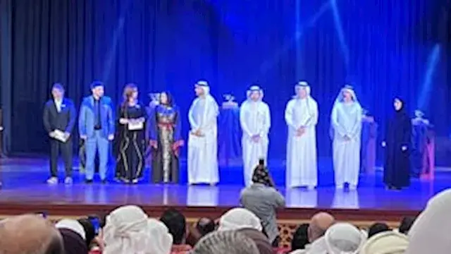 بالصور.. حفل ختام مهرجان كلباء للمسرحيات القصيرة