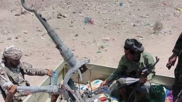 إسقاط مسيّرتين انتحاريتين للحوثيين بنيران ألوية العمالقة في شبوة
