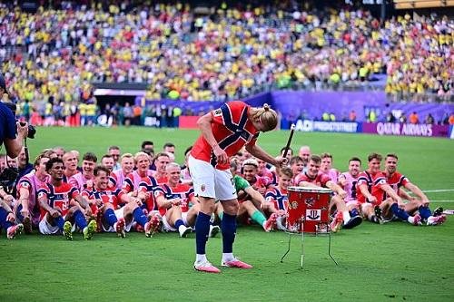 اكتمال نصف عقد ربع النهائي.. 4...