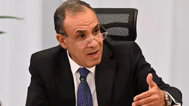 عبد العاطي يشيد بمجموعة الصداق...