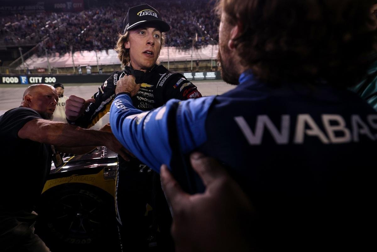 Ric Flair told drivers to take their helmets off and fight; NASCAR delivered