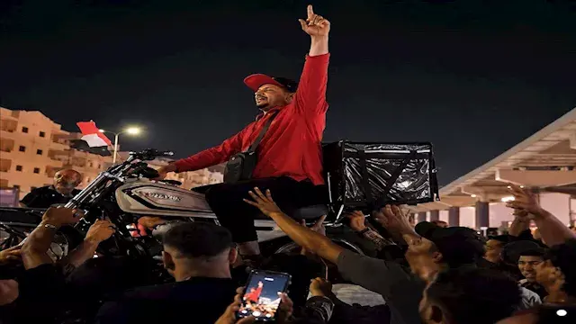 "شالوه هو والموتوسيكل".. عامل...