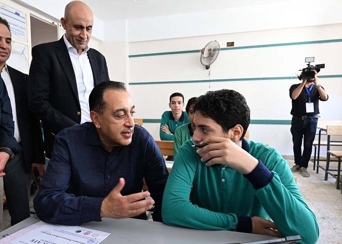 رئيس الوزراء يتفقد مجمع بولاق...