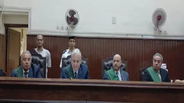 3 طعنات انتقام تشعل الثأر في بيت العيلة وتقود قاتل "الحاجة أرزاق" للمفتي مرتين