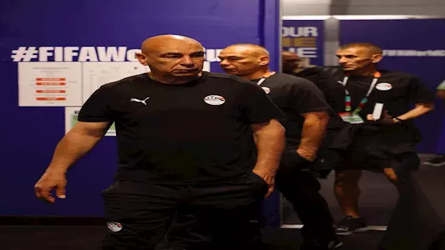 10 صور من وصول بعثة منتخب مصر...