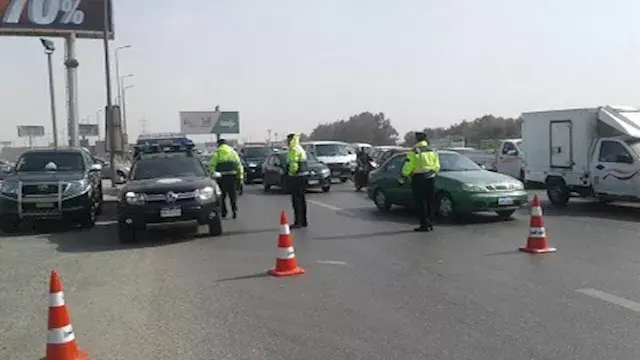 حملات مكثفة على الطرق والمحاور لتحقيق الانضباط المروري