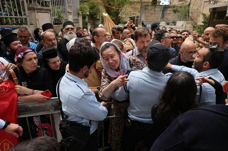 كنائس فلسطين: اعتداءات إسرائيل...