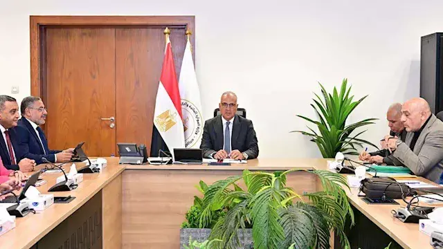 وزير الري يوجه بتعزيز الرقابة...