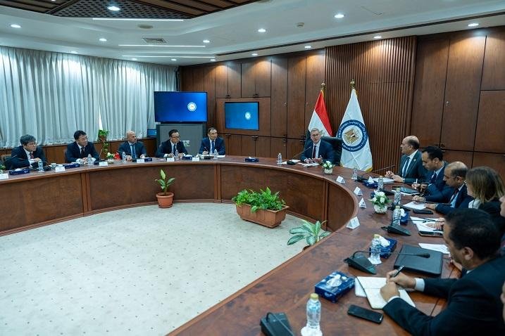 مصر والصين تدفعان بمشروعات است...