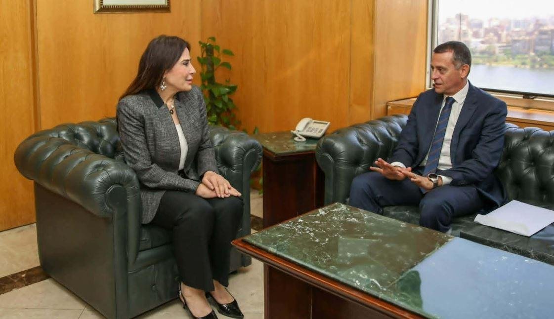 الإسكان: خطة متكاملة لإحلال وت...
