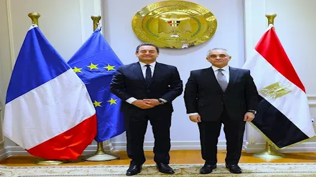 وزير العدل يستقبل سفير فرنسا ل...