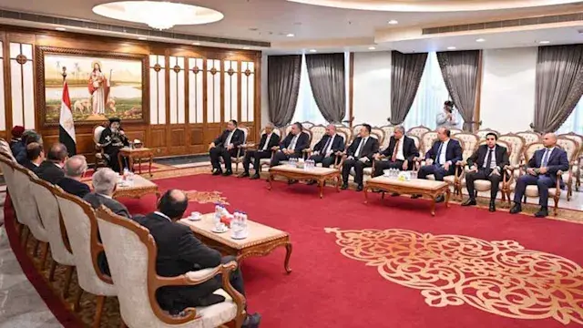 البابا تواضروس يستقبل السفراء...