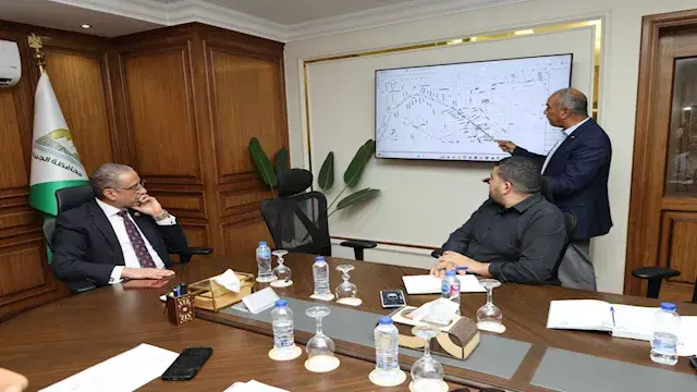 محافظ الجيزة يشدد على سرعة الانتهاء من مشروعات البنية التحتية.. تفاصيل