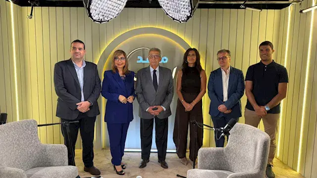 كواليس لقاء عمرو موسى في أولى...
