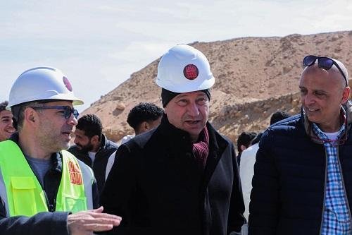 الخطيب يقوم بزيارة جديدة لمشرو...