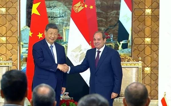 الرئيس السيسي ونظيره الصيني يش...