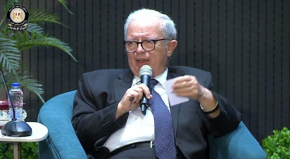 نائب رئيس الوزراء: وضع برنامج...
