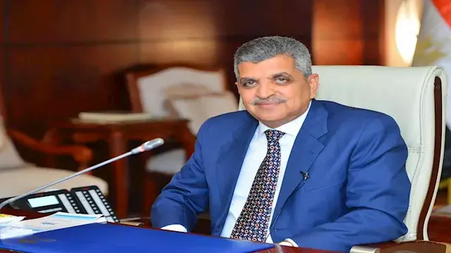 أسامة ربيع: مرشدو قناة السويس أثبتوا كفاءتهم في مواجهة الأزمات