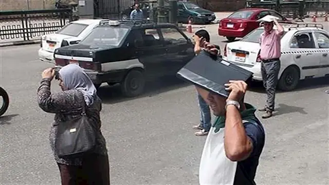 موجة حارة تضرب البلاد| الأرصاد: الحرارة تصل لـ41.. والذروة في هذا الموعد