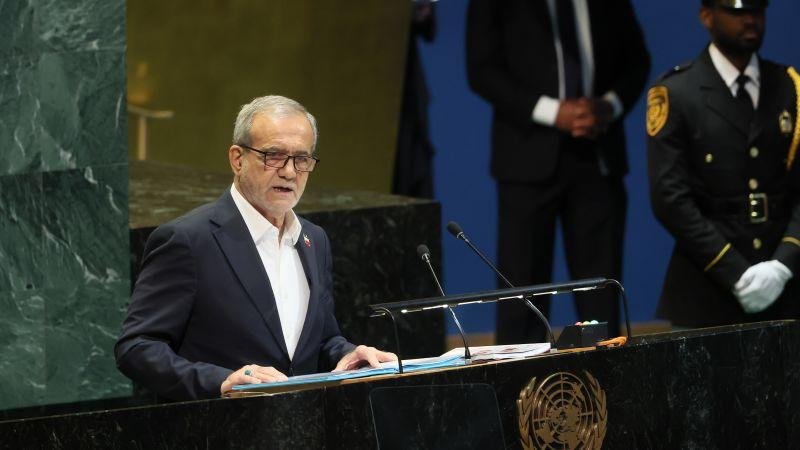 بزشكيان: "لن نركع" والحرب فُرضت علينا.. ماذا قال عن ترامب وجيران إيران؟