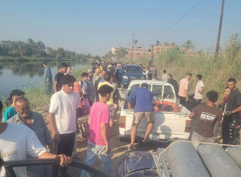 مصرع زوجين غرقا في مياه مصرف ب...