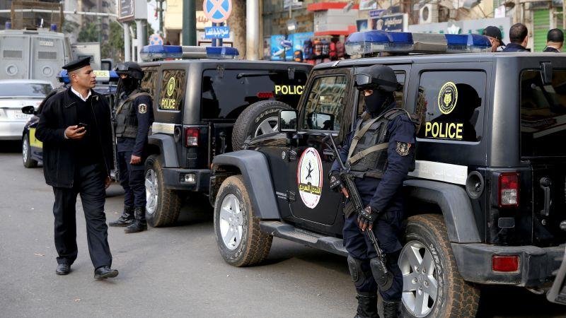 مصر.. الداخلية توضح ملابسات وفاة شخص بعد اعتقاله في قسم شرطة