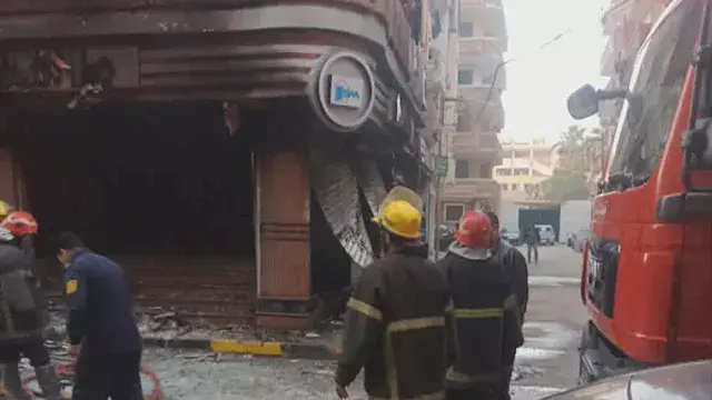 حريق يلتهم معرض أثاث في كفر الشيخ