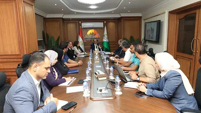 محافظ الجيزة: فض 8 أسواق عشوائ...