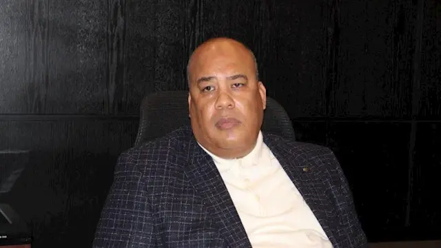 مدبولي يلتقي مصنعي الدرفلة الأ...