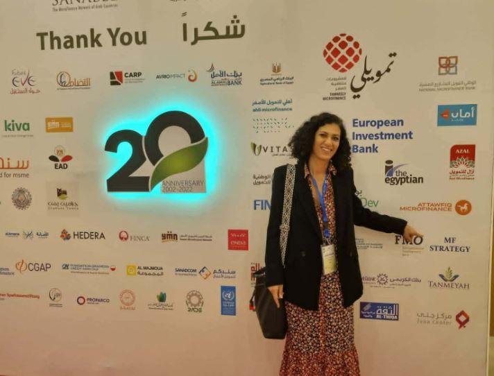 أميرة الحلبي.. من العمل المصرف...