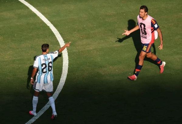«صن» تنشر فيديو جديد يكشف المتورط في تجاوزات الأرجنتين بعد نهائي كأس العالم
