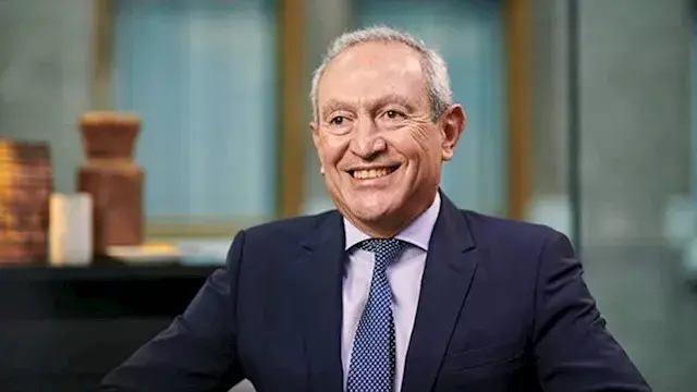 ناصف ساويرس يغلق مكتب عائلته ف...