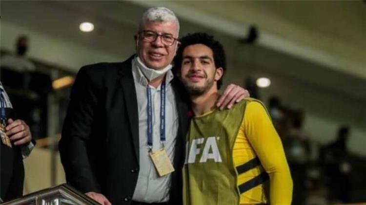 شوبير يكشف تفاصيل مفاوضات تجديد عقد نجله مع الأهلي