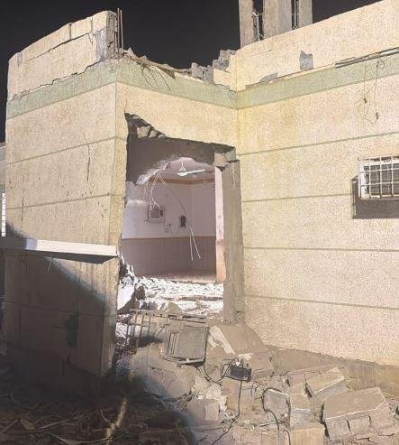 السعودية: إصابة شخصين جراء سقو...