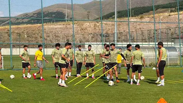 "الودية الثالثة".. موكوينا يعل...
