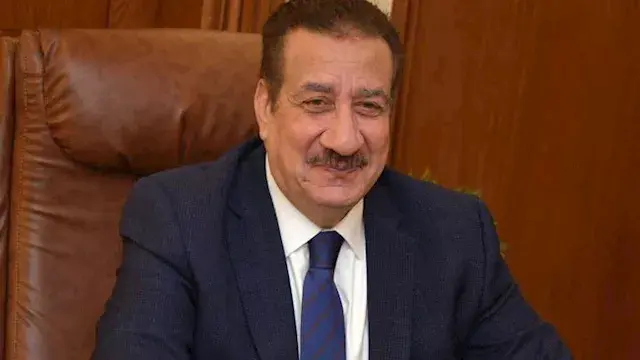 صراصير وقوارض وقطط داخل مطعم ف...