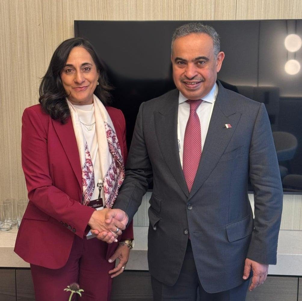 وزير المالية يجتمع مع وزيرة الخارجية الكندية