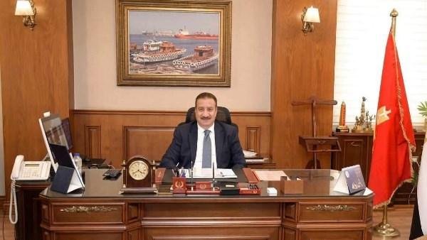 محافظ بورسعيد يوجه الشركات المنفذة للتطوير بكافة المشروعات بسرعة رفع مخلفات الرتش