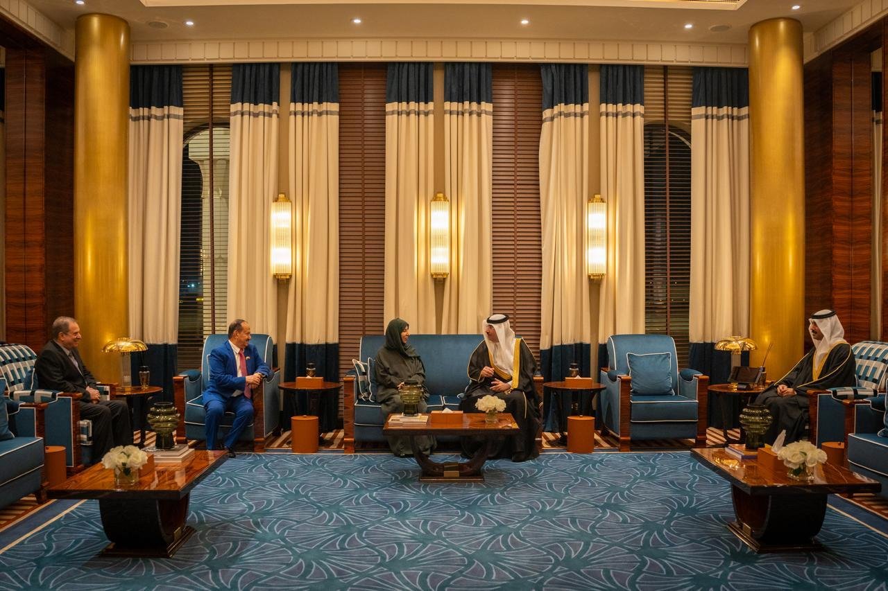 جولة خليجية لوزيرة خارجية اليم...