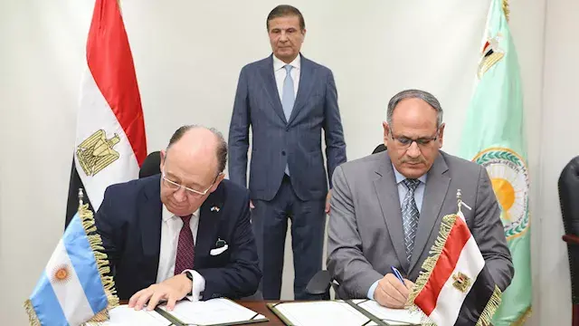 أصناف مقاومة للمناخ وتقنيات ري...