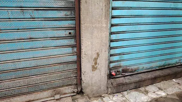 إغلاق 107 محال مخالفة خلال أسبوع في الإسكندرية -صور