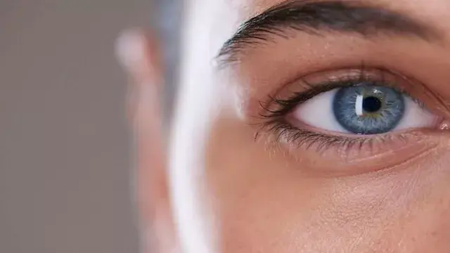 6 عادات يومية قد تعزز صحة عيني...