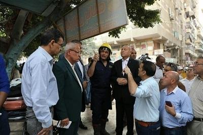 محافظة القاهرة تواصل البحث عن ناجين أسفل عقار منهار بحدائق القبة
