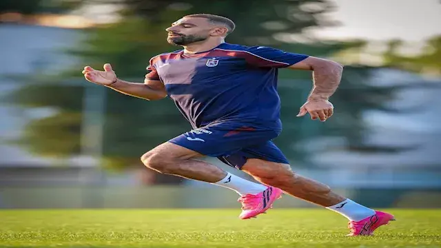 الظهور الأول لمحمد صلاح في مرا...