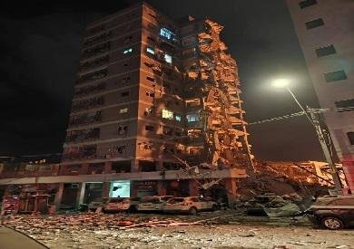 إسرائيل تقول إن صاروخا أُطلق م...