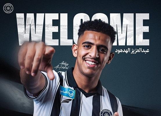 الشباب السعودي يتعاقد مع لاعب...