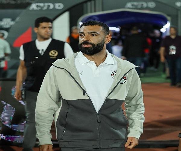 صحيفة: قذيفة صلاح ومراوغة عاشو...
