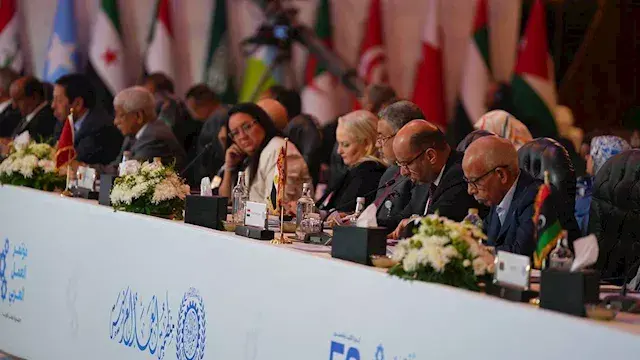 وزير العمل: معاناة الشعب الفلس...