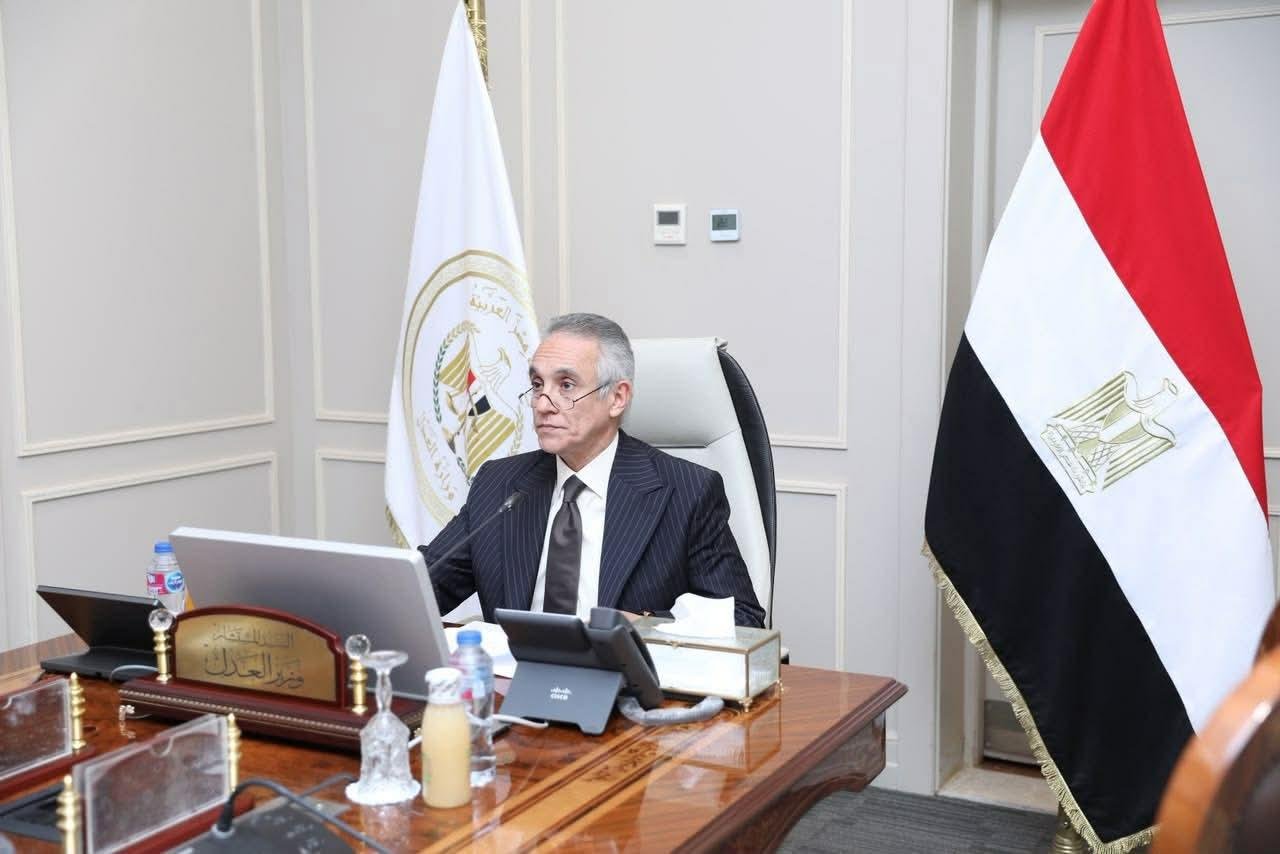 وزيرا العدل والتنمية المحلية و...