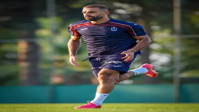 "من بين الأفضل".. مدرب طرابزون...